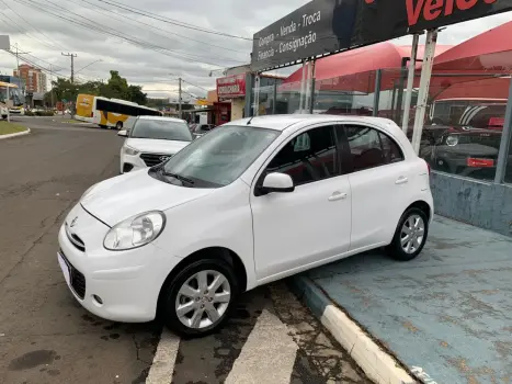 NISSAN MARCH 1.0 S 16V 4 portas