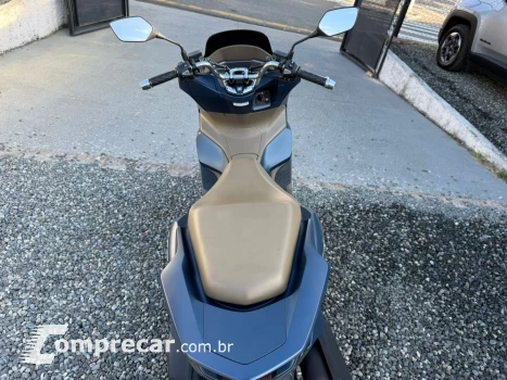 PCX 160 DLX